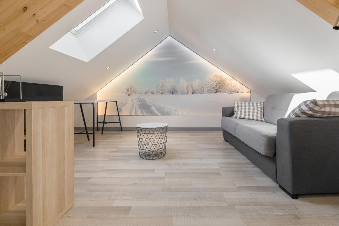 Appartement Entier - Toile Tendue - Wifi Pontarlier Buitenkant foto